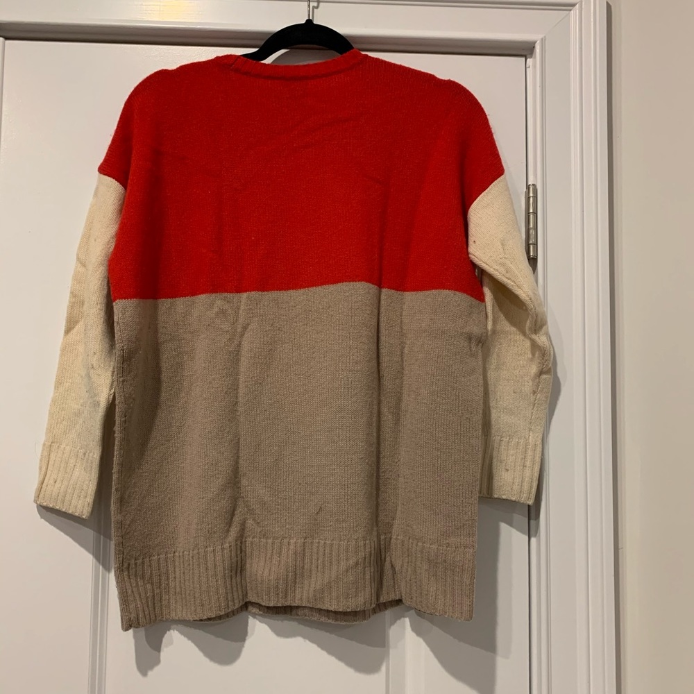 Sweater - Picture 4 of 4